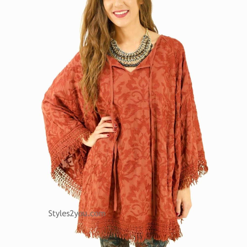 Monoreno Boho Embroidered Fringe Tunic Top
